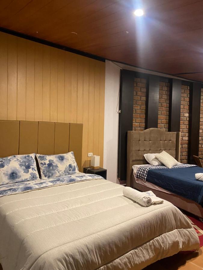 Casa Hotel Cisne Azul El Tambo エクステリア 写真